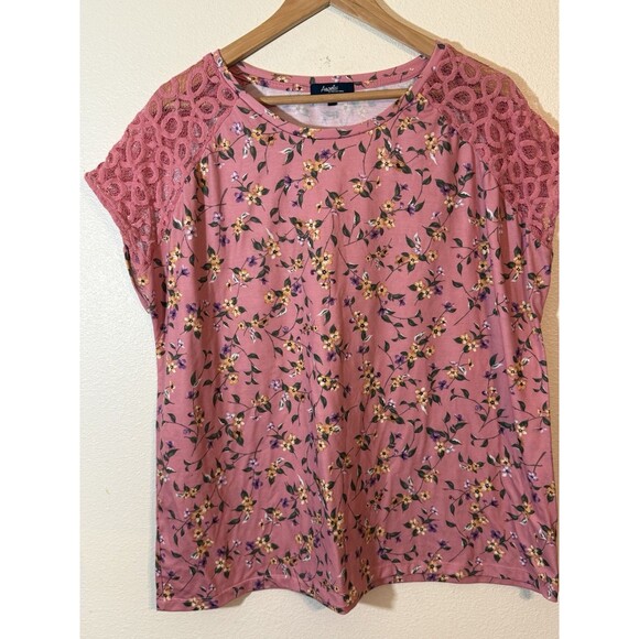 Angels Tops - Angels Women's Short Sleeve Floral Top - peach - Size XL